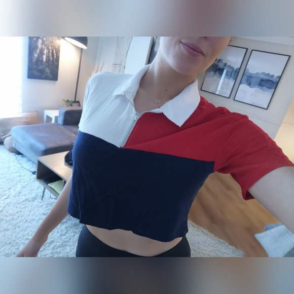 Cropped block colour collar shirt - Picture 3 of 4